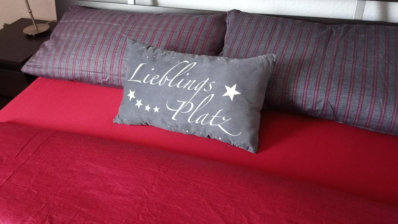 Private Zimmer Bei Der Weser-Ems-Halle Oldenburg Dış mekan fotoğraf