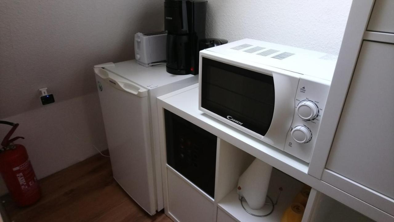 Private Zimmer Bei Der Weser-Ems-Halle Oldenburg Dış mekan fotoğraf